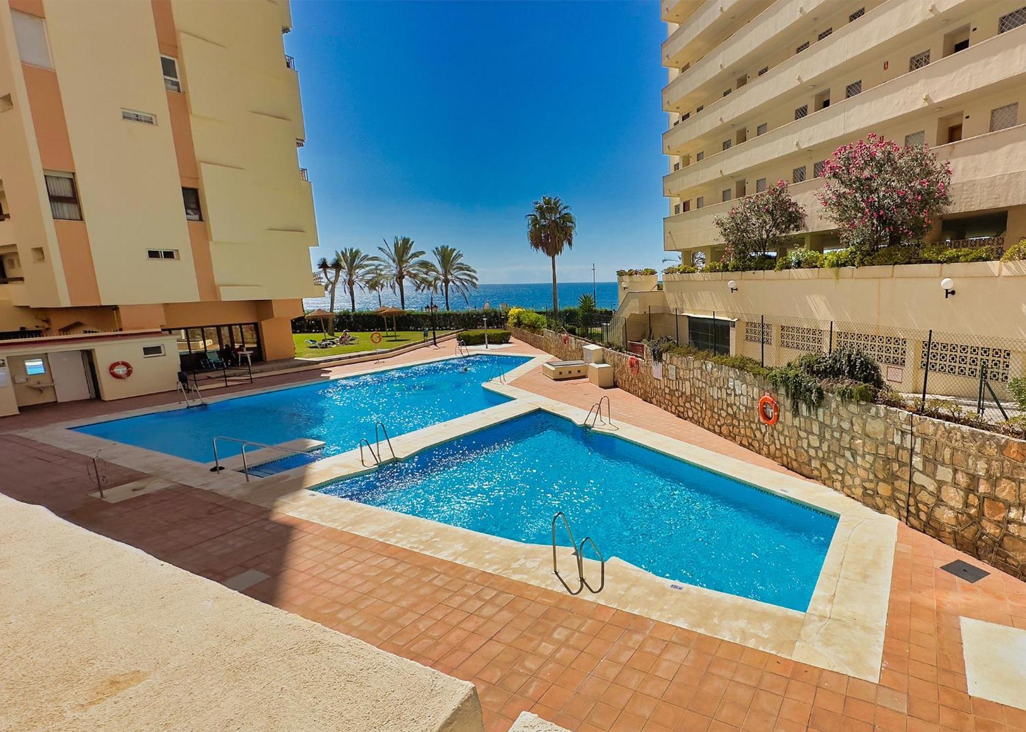 Modern Renovated One Bed Apartment In Edificio Apolo Marbella Center エクステリア 写真