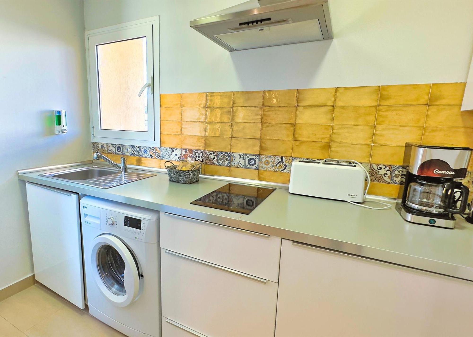 Modern Renovated One Bed Apartment In Edificio Apolo Marbella Center エクステリア 写真