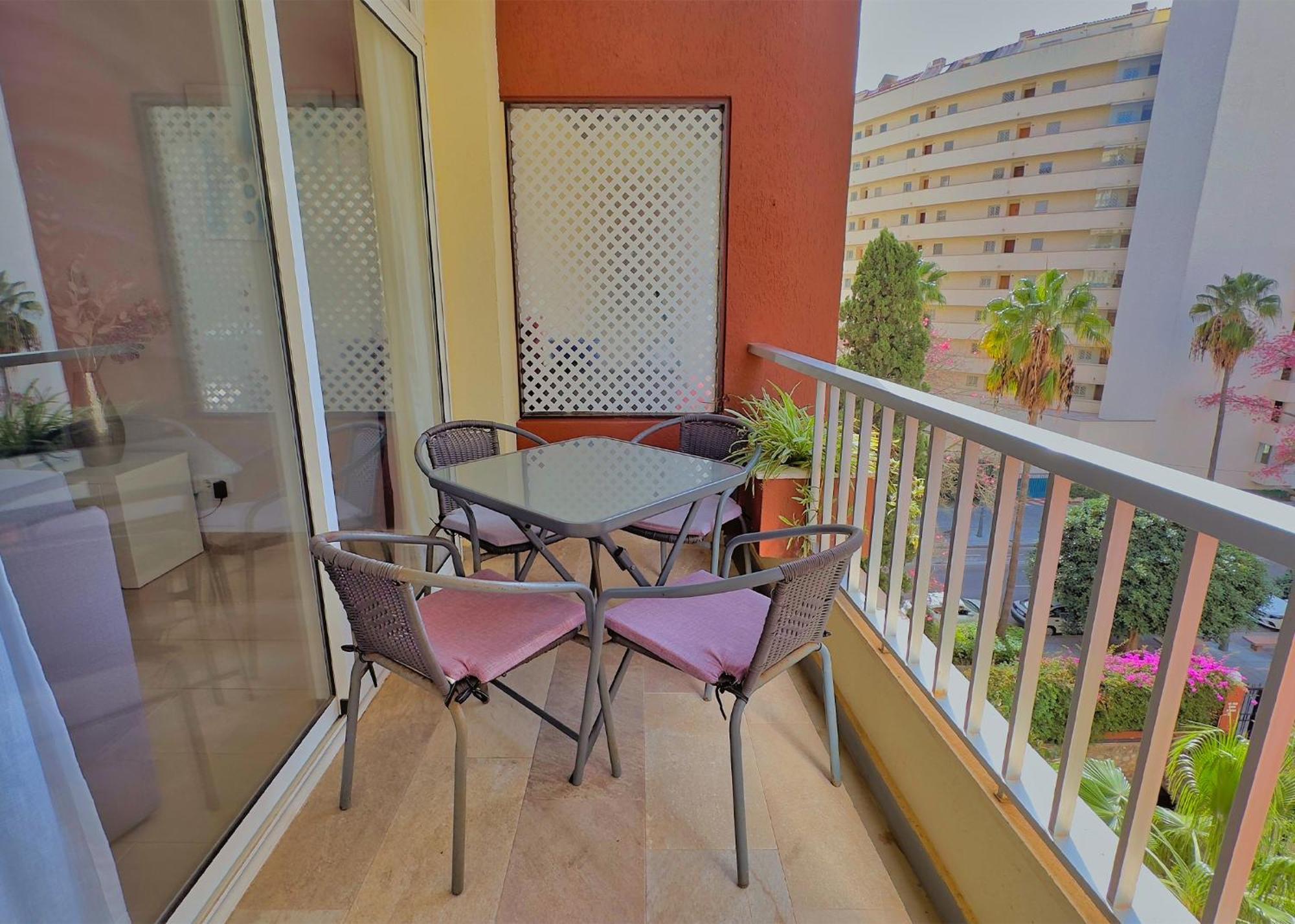 Modern Renovated One Bed Apartment In Edificio Apolo Marbella Center エクステリア 写真