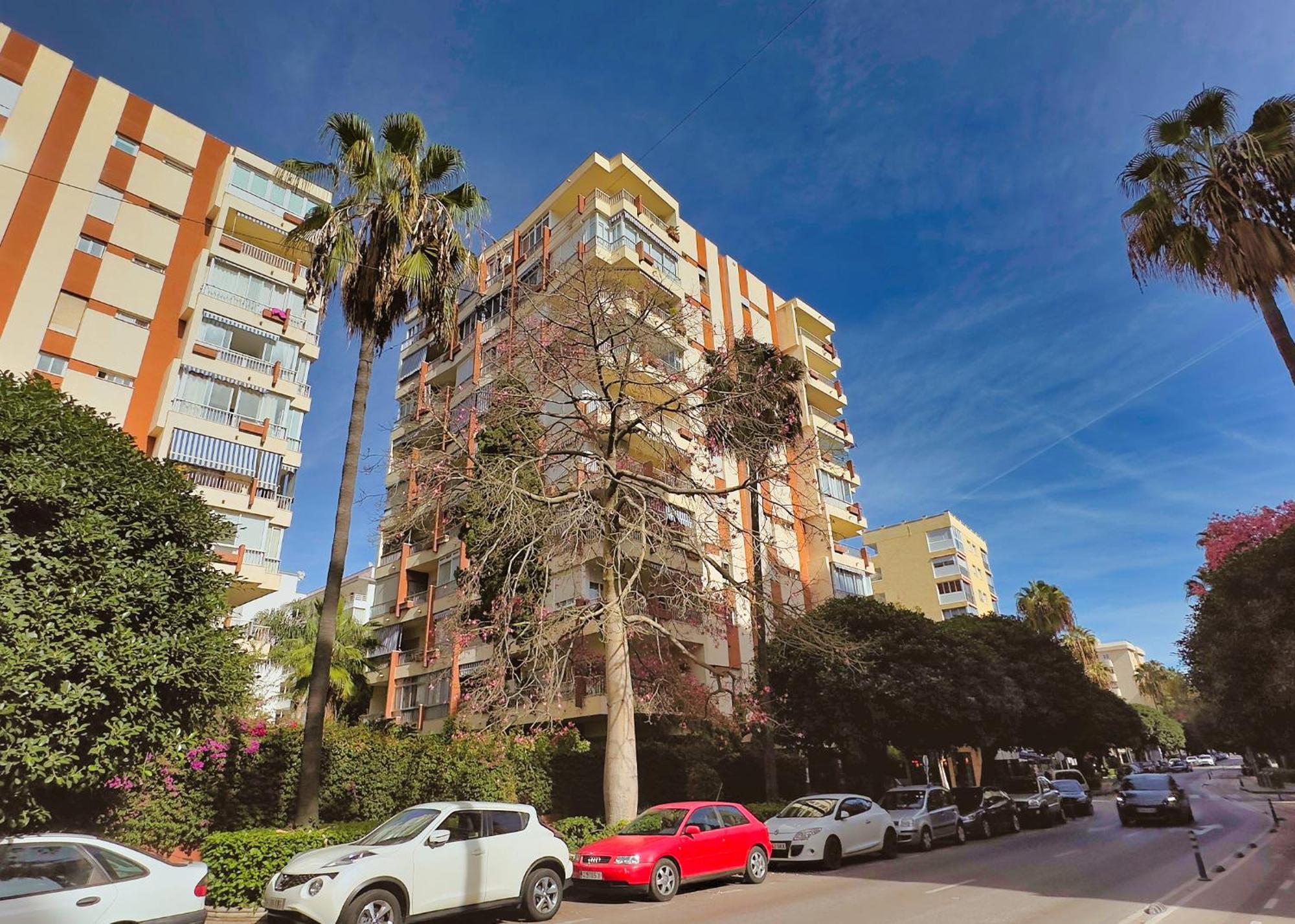 Modern Renovated One Bed Apartment In Edificio Apolo Marbella Center エクステリア 写真